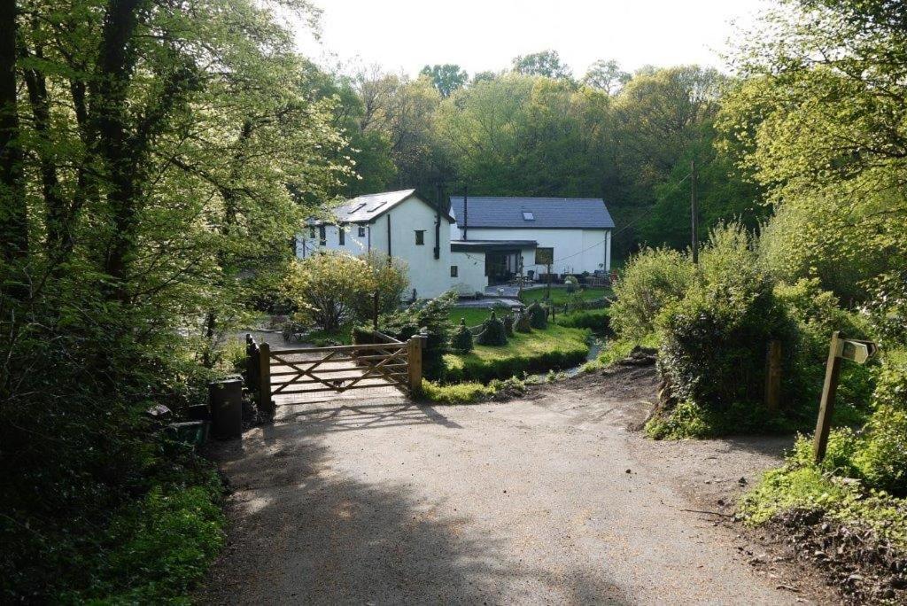The Annexe At Riverside * Honiton